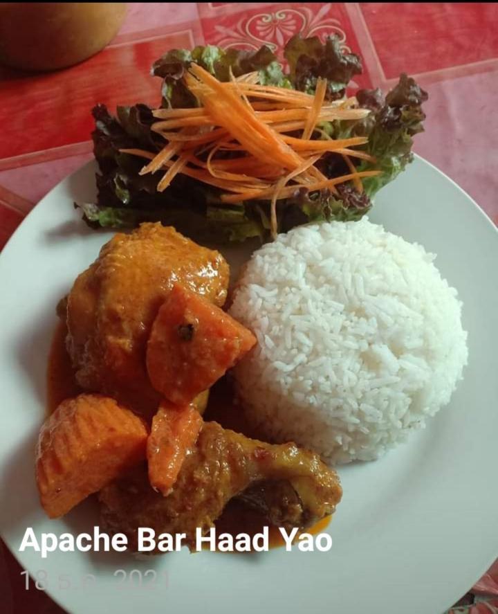 Apache Bar Haad Yao Hotel Buitenkant foto