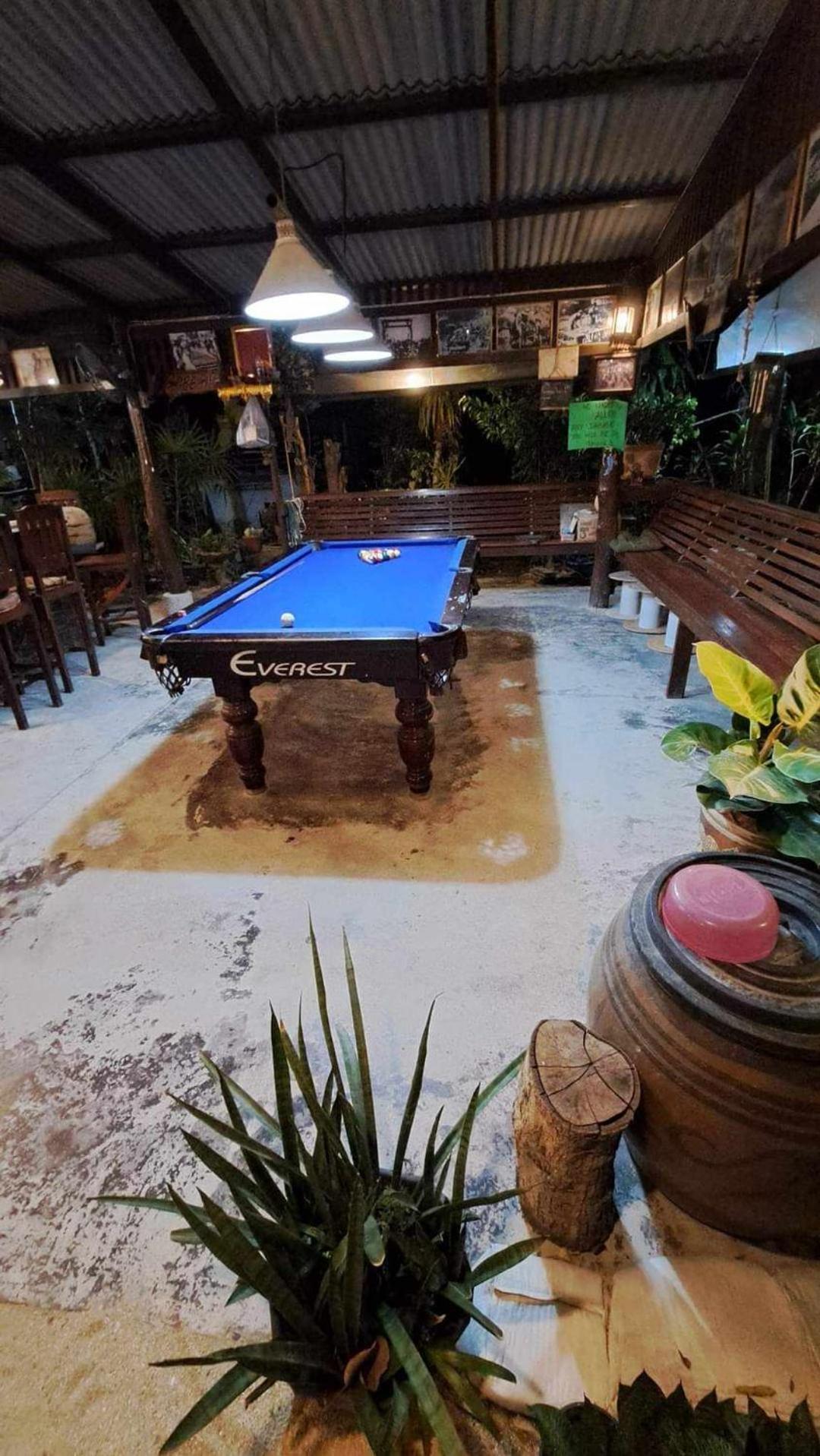 Apache Bar Haad Yao Hotel Buitenkant foto